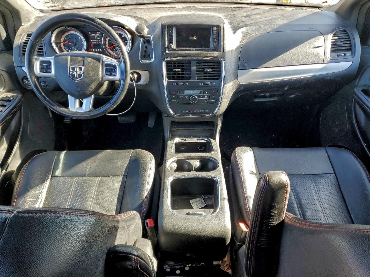 Dodge Caravan R/t Image 3