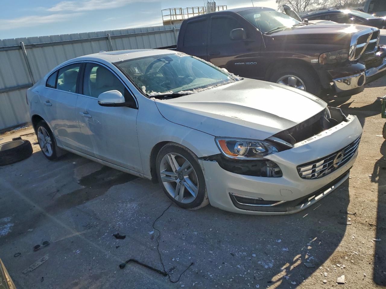 Volvo S60 Platinum Image 12