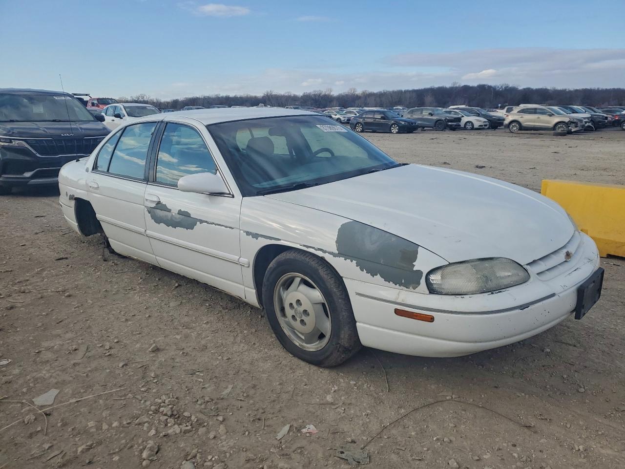 Chevrolet Lumina Ls Image 2