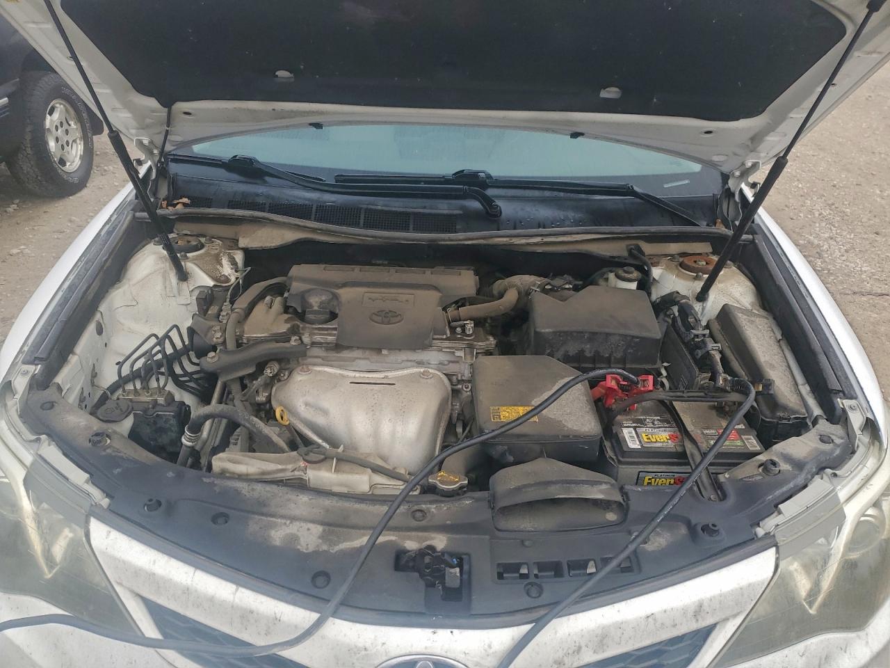 Toyota Camry L Image 7