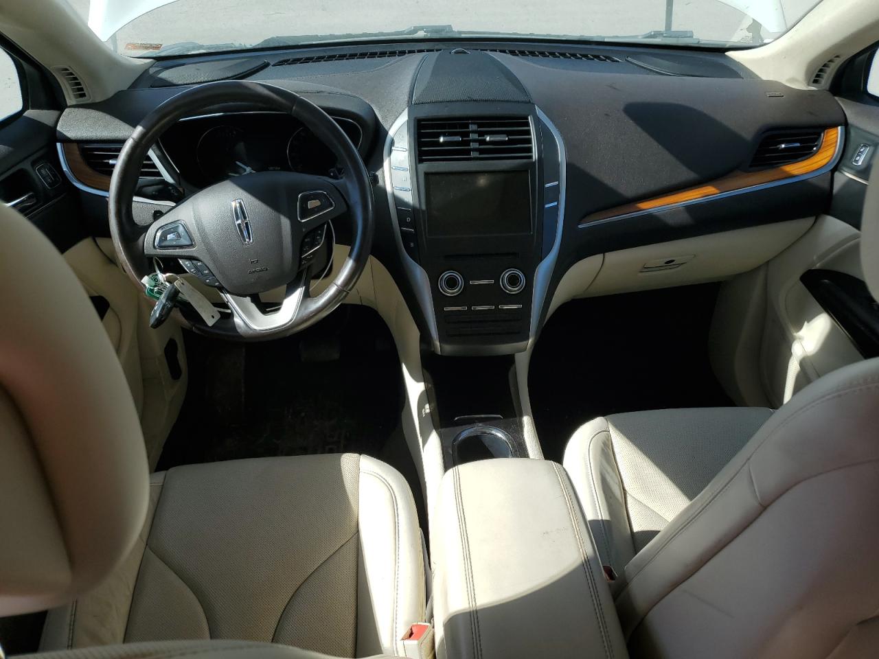 Lincoln MKC Reserve Image 14
