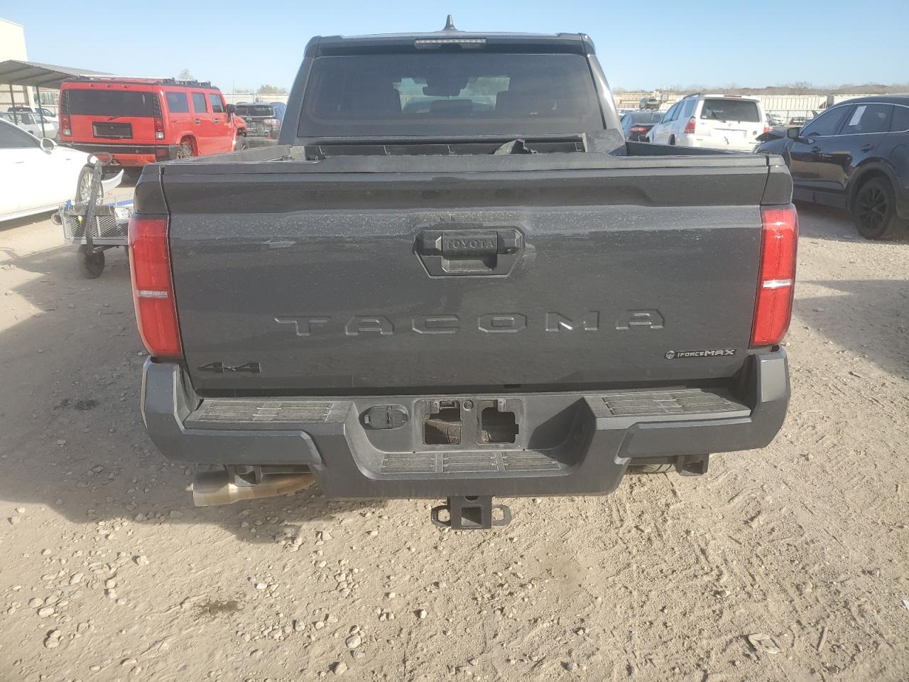 Toyota Tacoma Double Cab Image 13
