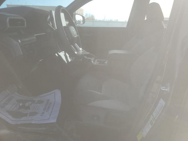 Toyota Tacoma Double Cab Image 9