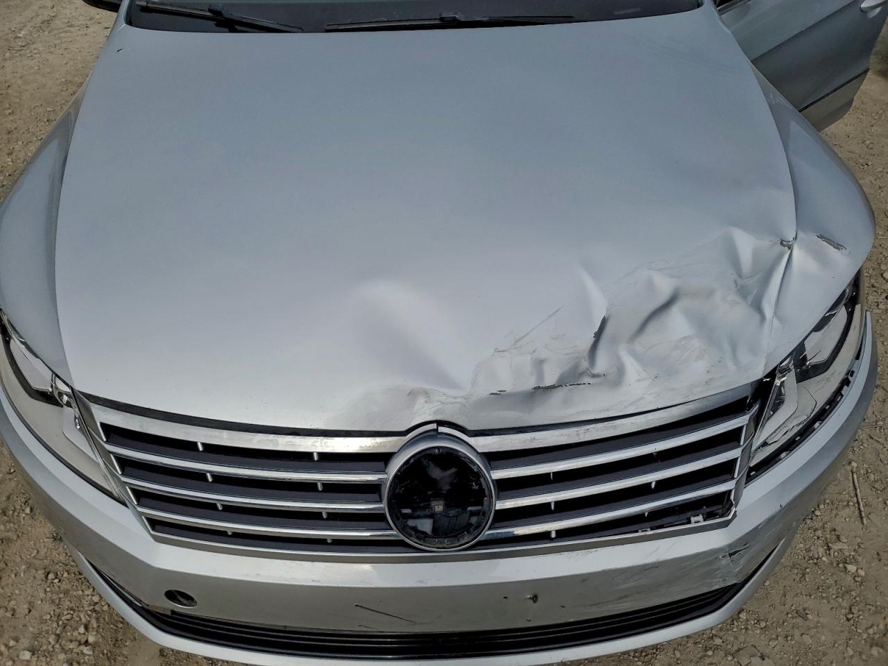 Volkswagen CC Base Image 4