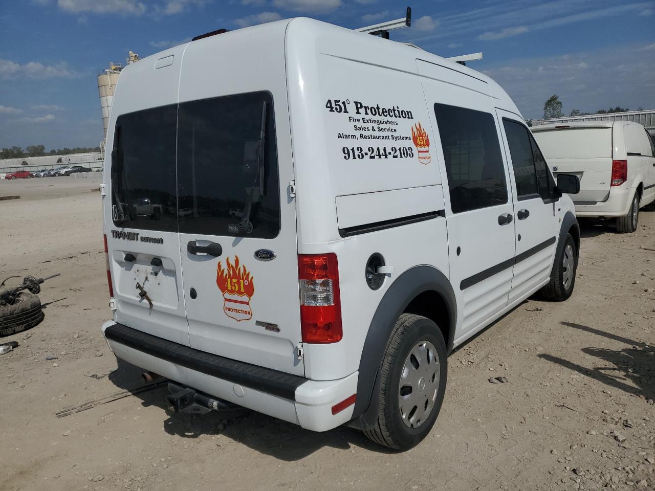 Ford Transit Xlt Image 3