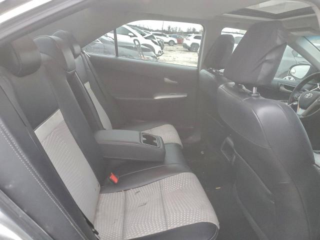 Toyota Camry Base Image 8