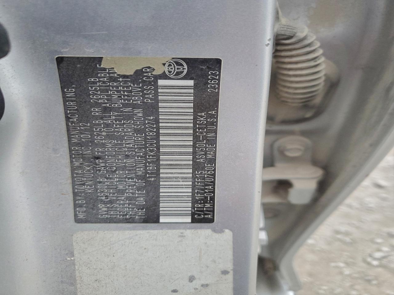 Toyota Camry Base Image 4