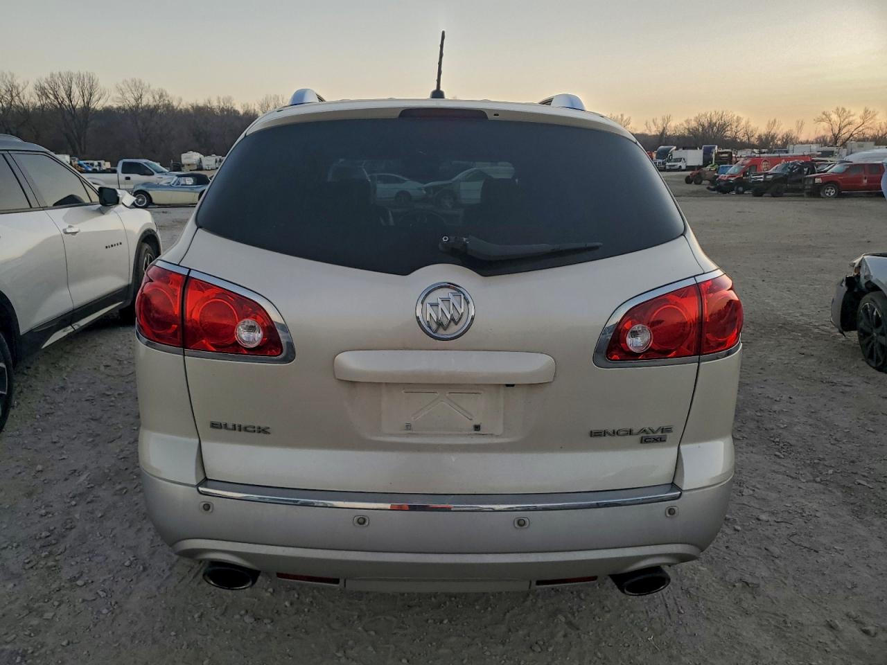 Buick Enclave Cxl Image 8