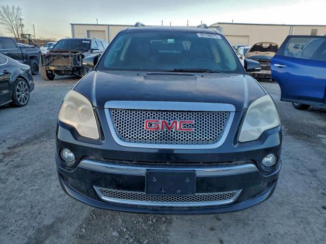 GMC Acadia Denali Image 4