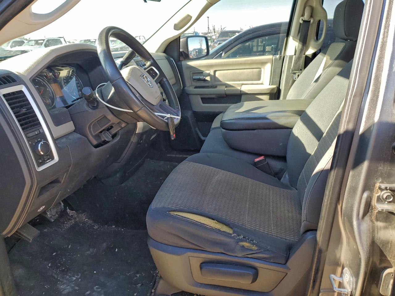 Dodge Ram 1500 Image 4