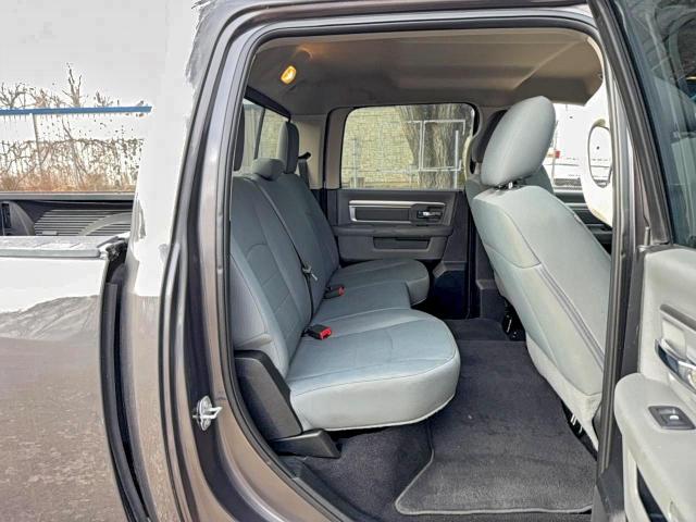 Ram 1500 Slt Image 3