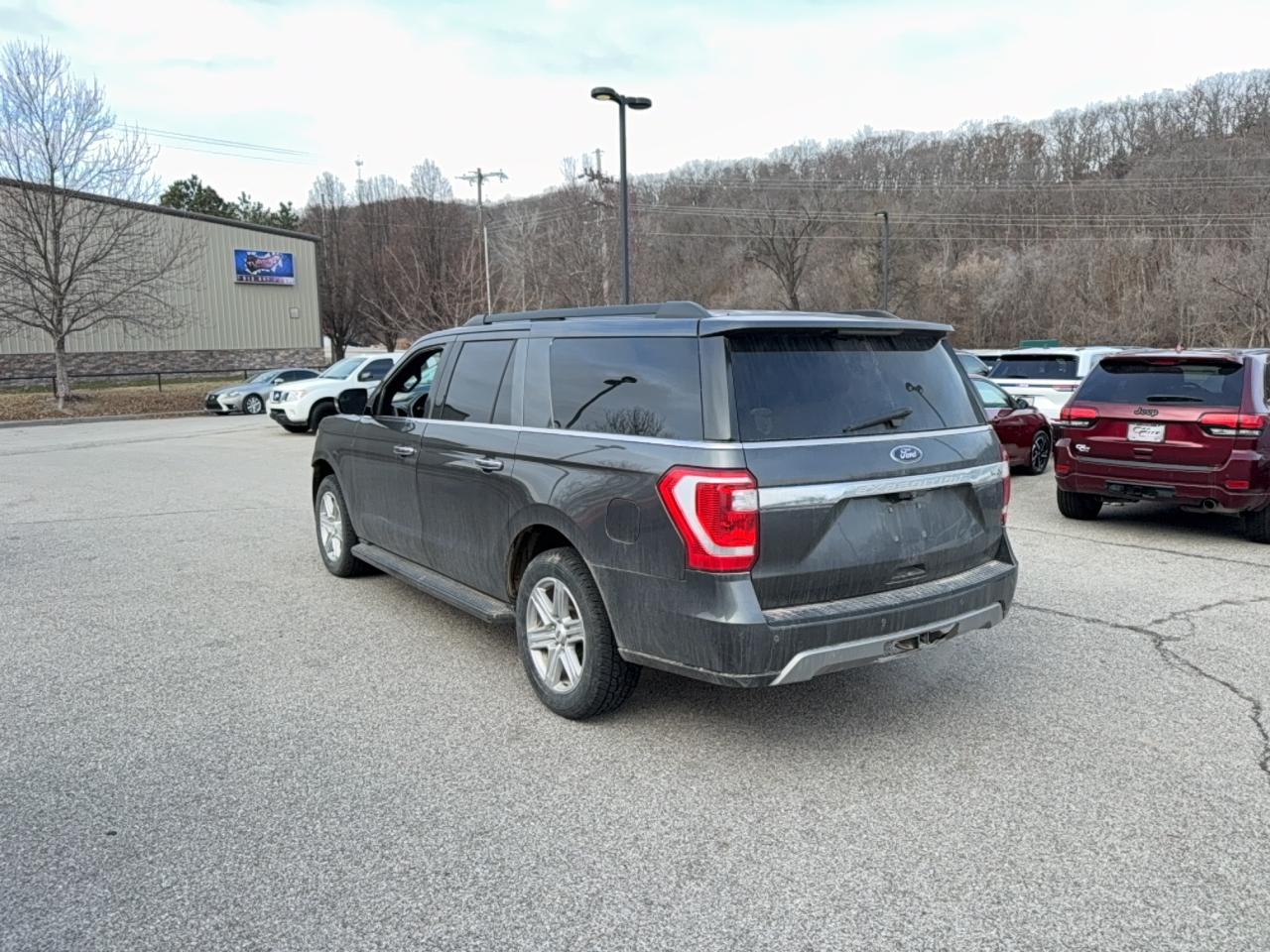 Ford Expedition Max Xlt Image 2