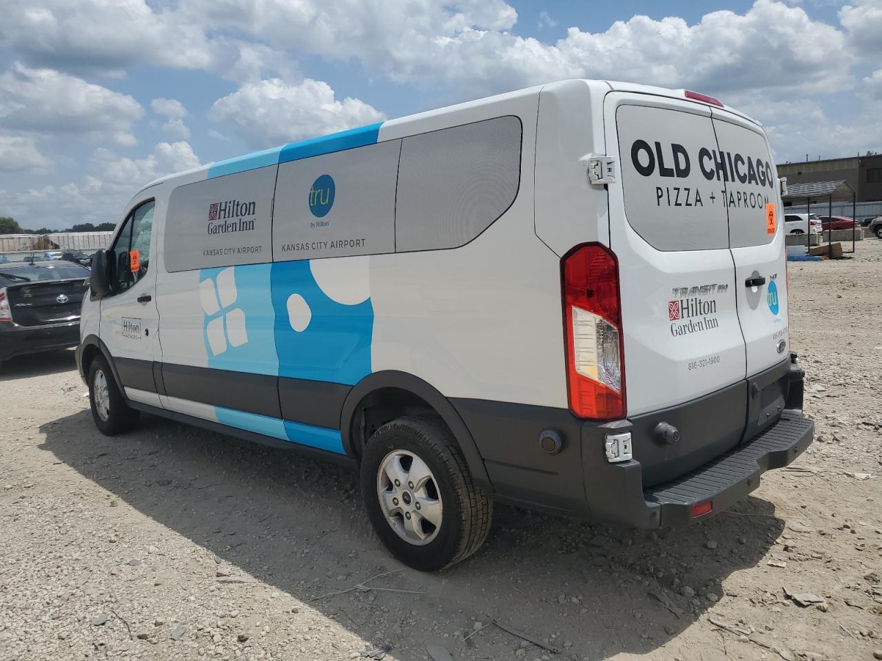 Ford Transit T-350 Image 5