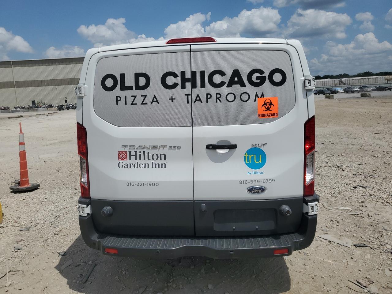 Ford Transit T-350 Image 2