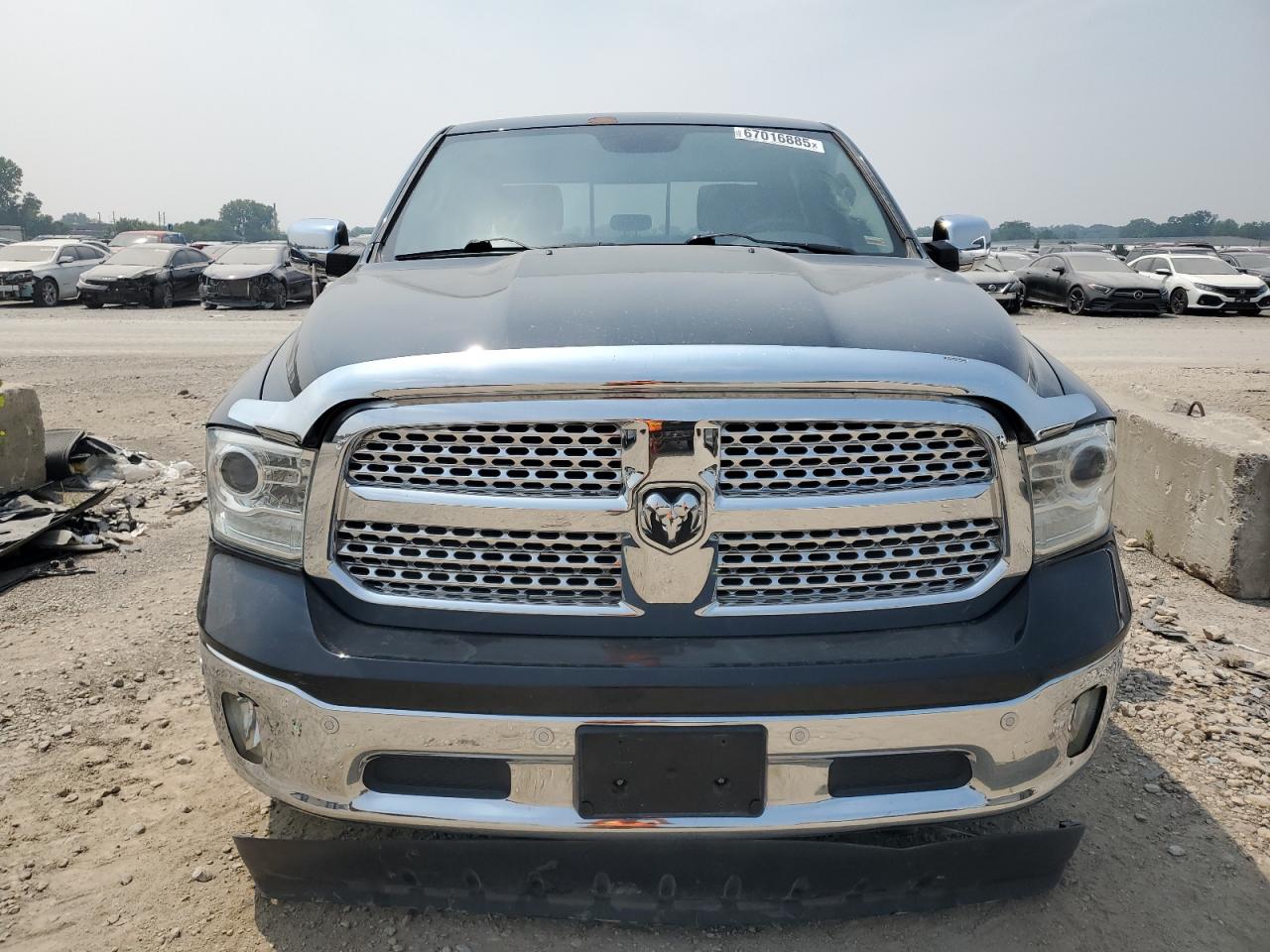 Ram 1500 Laramie Image 9