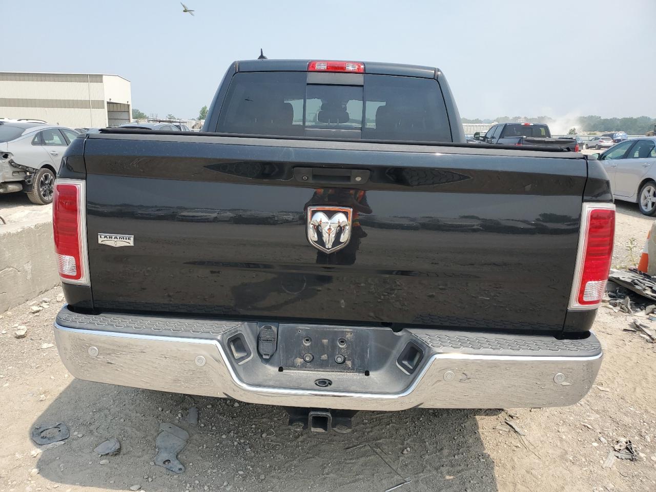 Ram 1500 Laramie Image 4