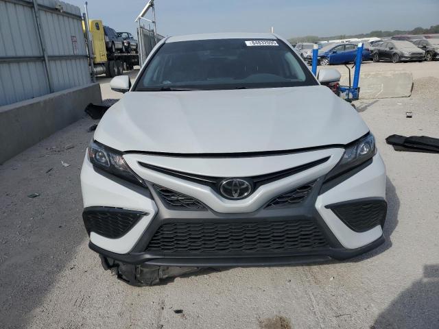 Toyota Camry Se Night Shade Image 7