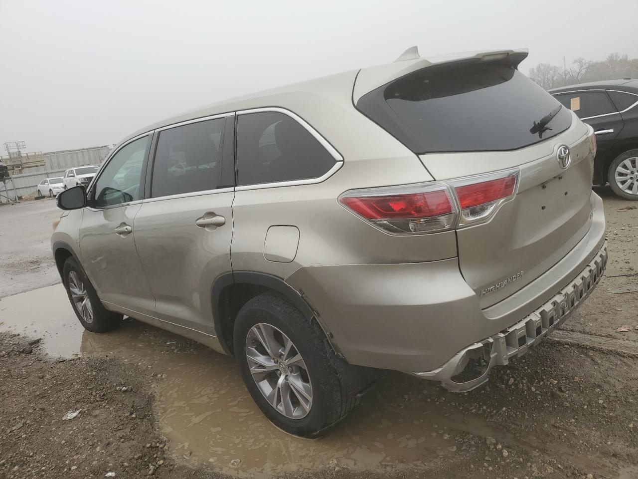 Toyota Highlander Le Image 5