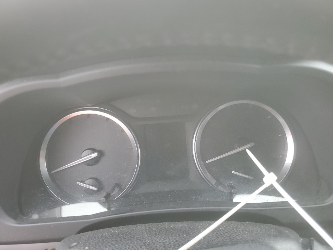 Toyota Highlander Le Image 10