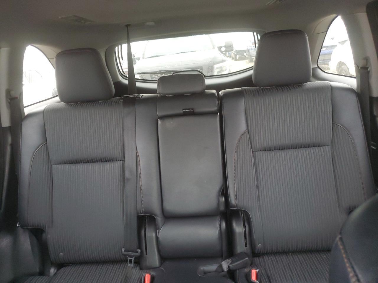 Toyota Highlander Le Image 14