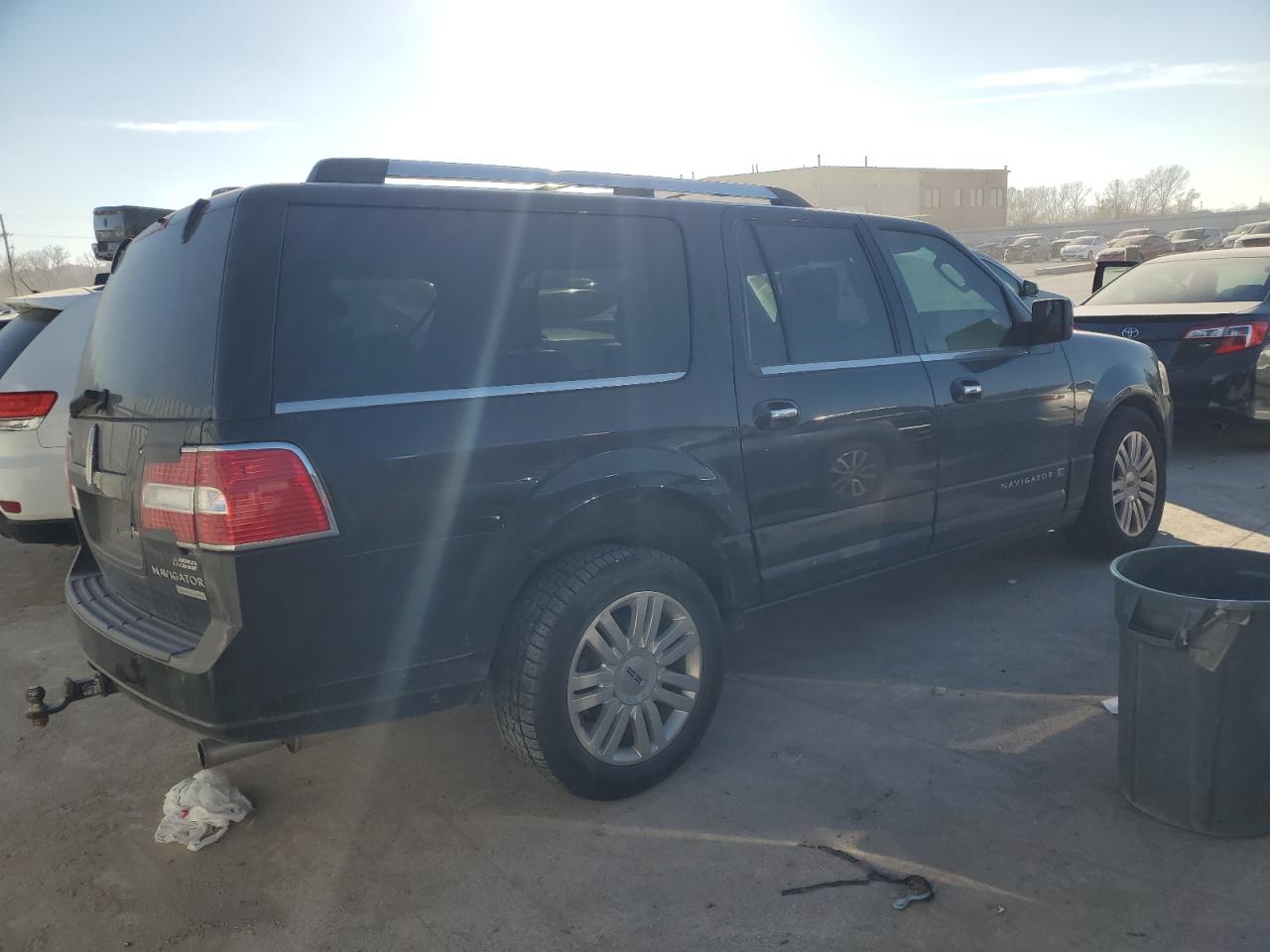 Lincoln Navigator L Image 4