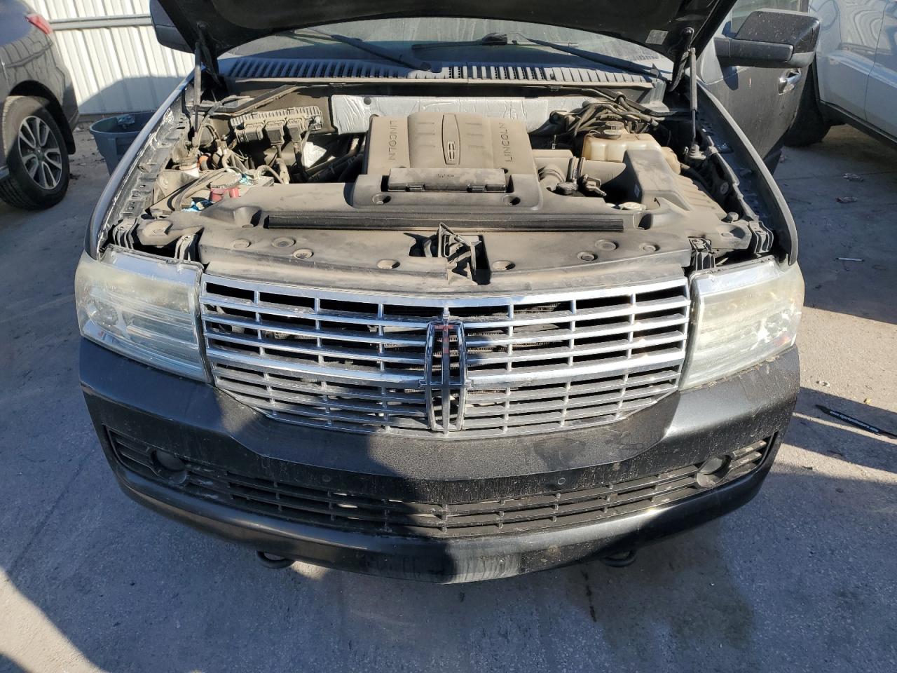 Lincoln Navigator L Image 12