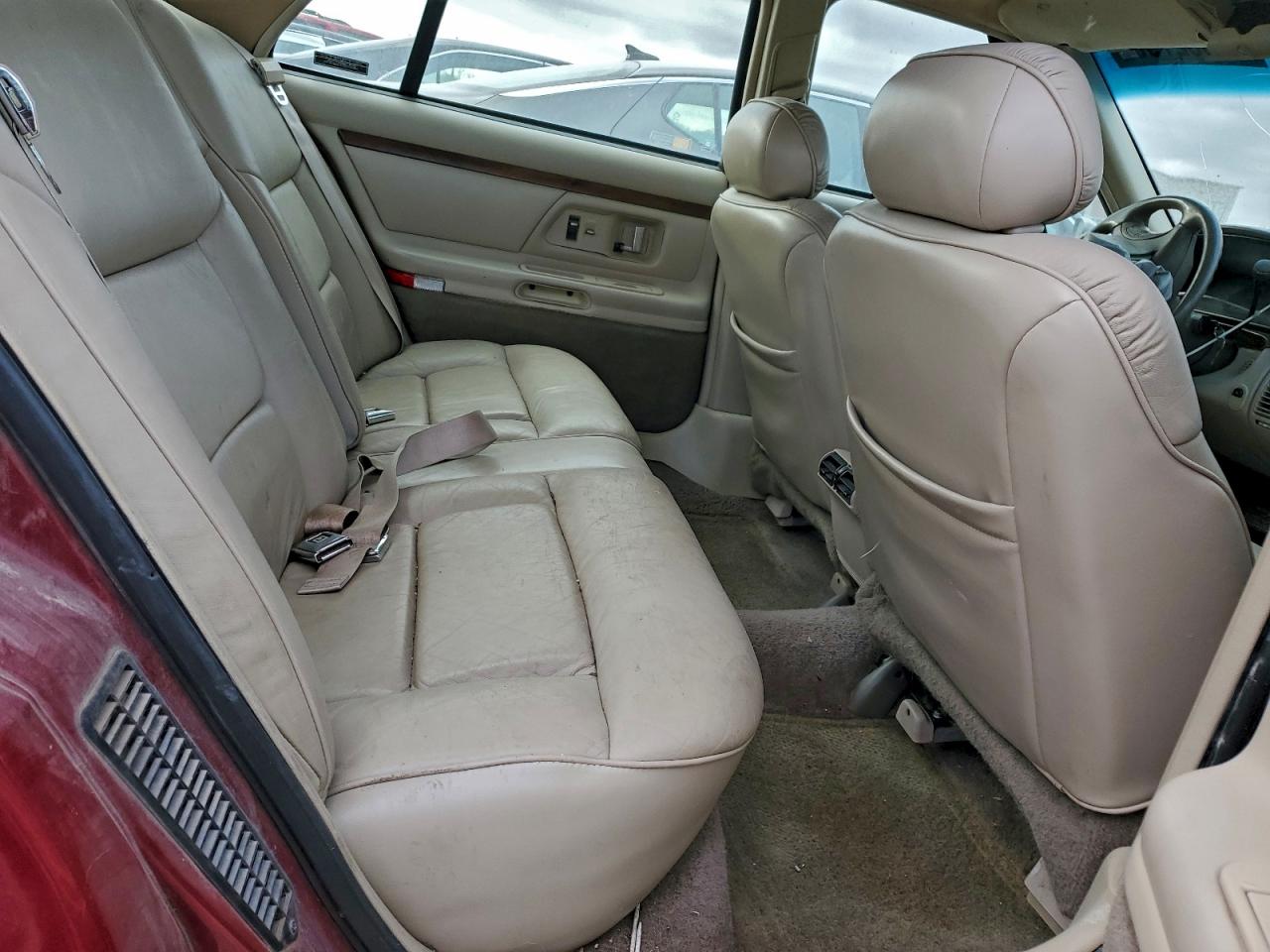 Oldsmobile 98 Regency Elite Image 7