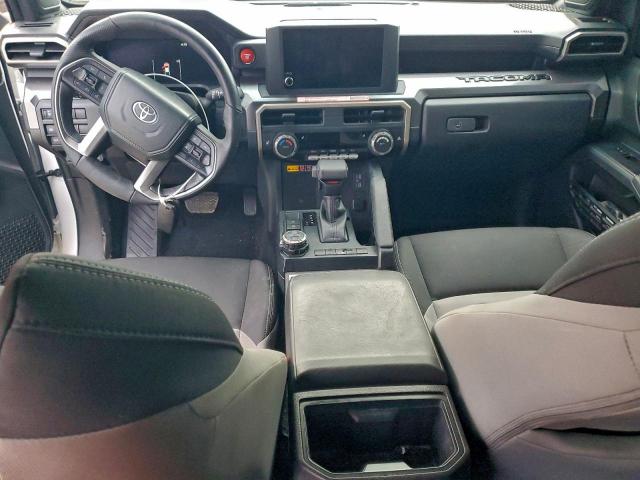 Toyota Tacoma Double Cab Image 7