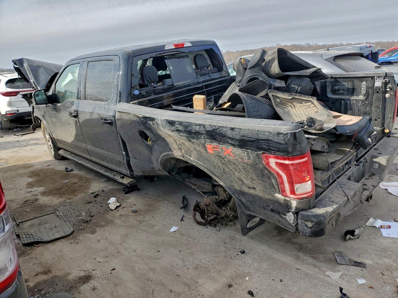 Ford F-150 Supercrew Image 4