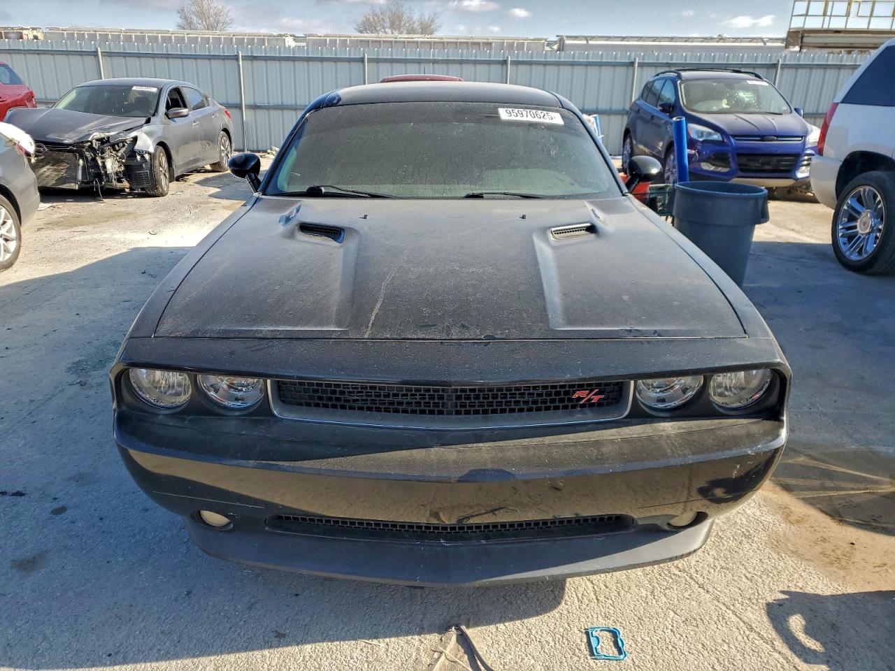 Dodge Challenger R/t Image 11