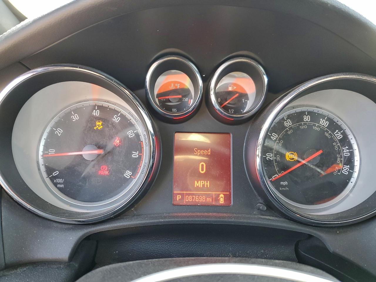 Buick Cascada Premium Image 8