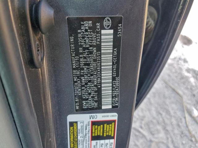 Toyota Camry Se Image 12