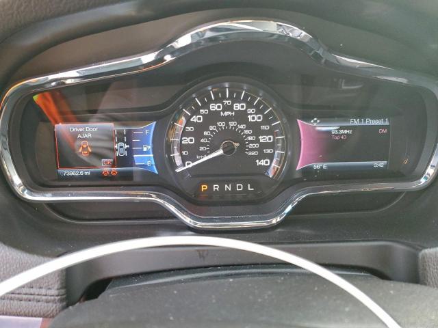 Lincoln MKT Image 11