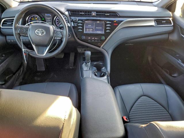 Toyota Camry L Image 12