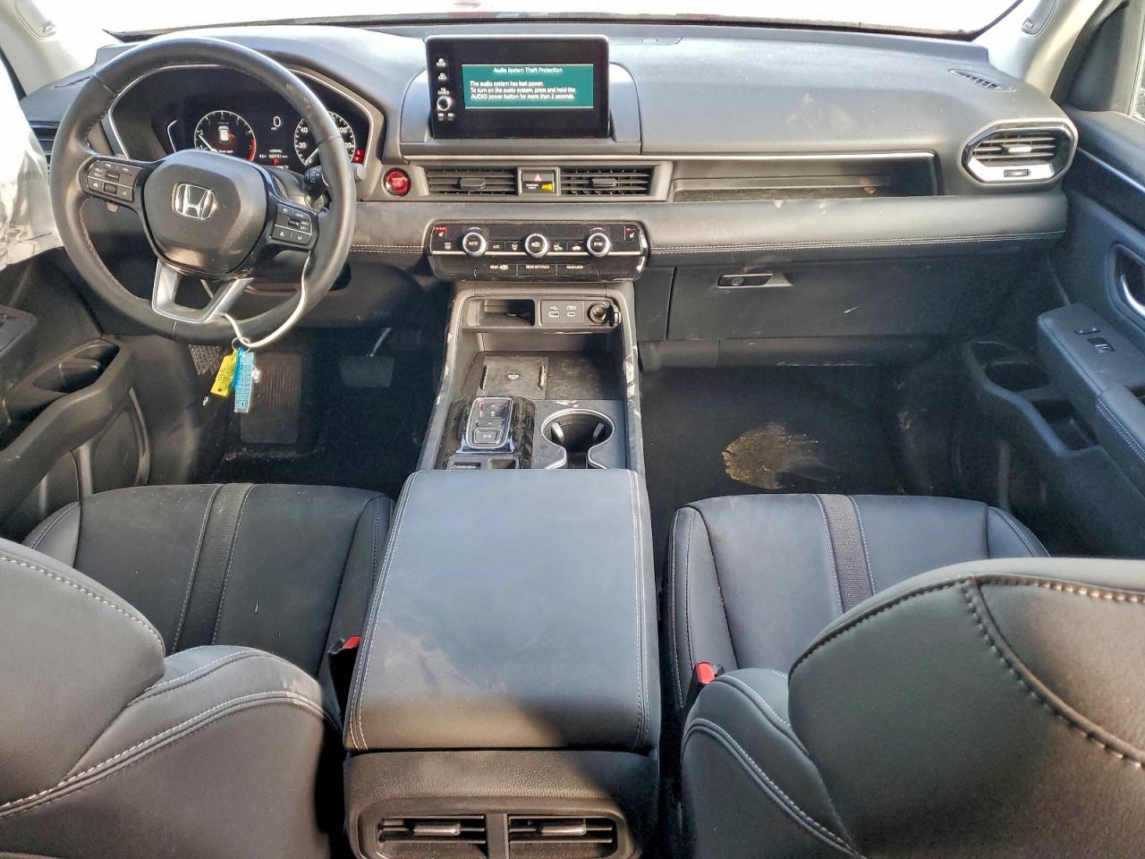 Honda Pilot Touring Image 8