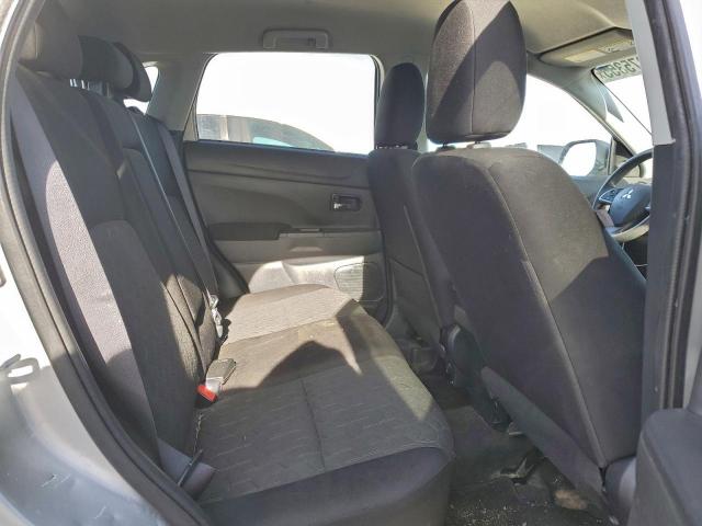 Mitsubishi Outlander Es Image 9