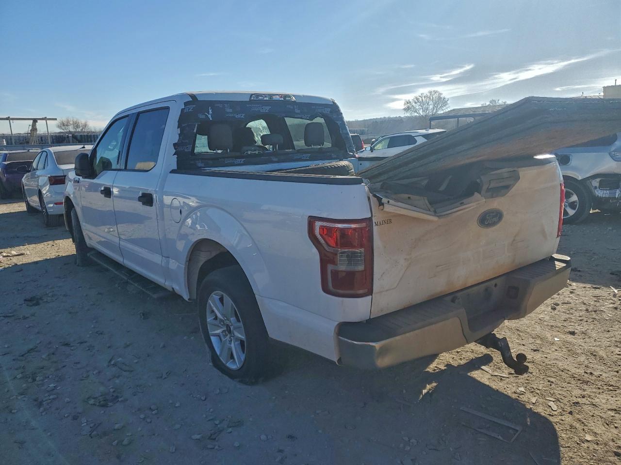 Ford F-150 Supercrew Image 2