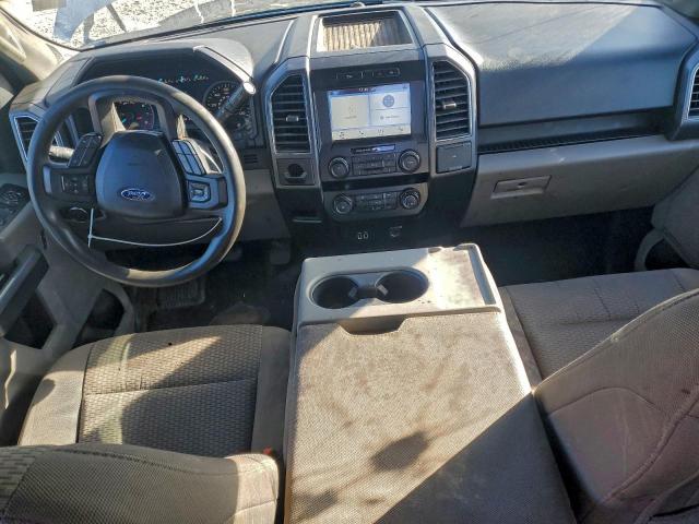 Ford F-150 Supercrew Image 12