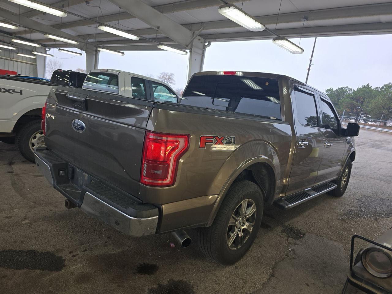 Ford F-150 Supercrew Image 3