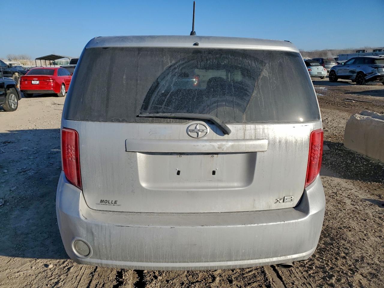 Toyota Scion Xb Image 11