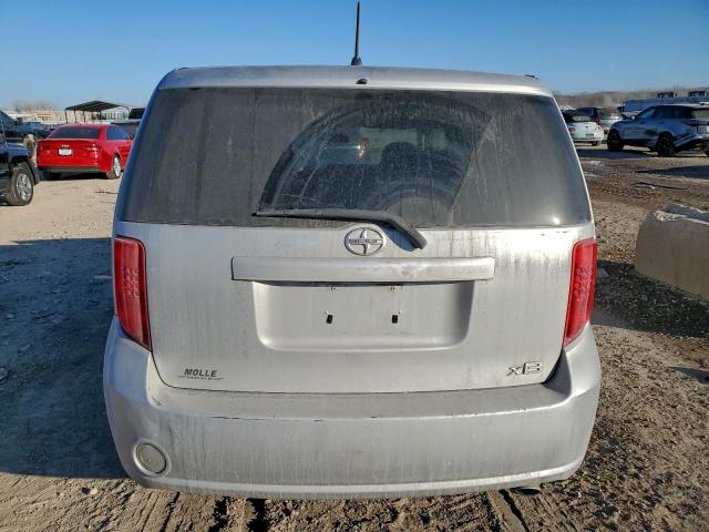 Toyota Scion Xb Image 11