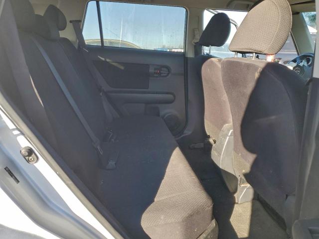 Toyota Scion Xb Image 10