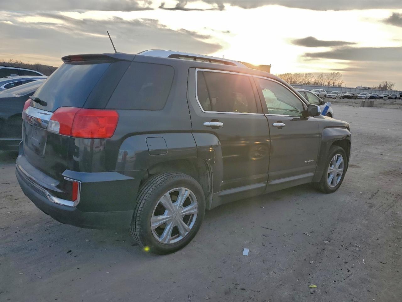 GMC Terrain Slt Image 3