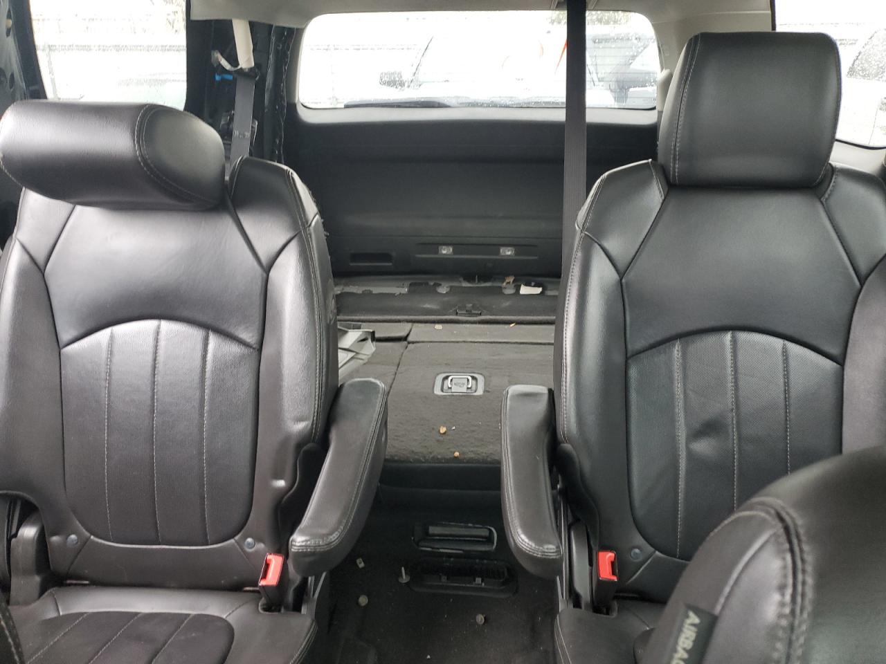 GMC Acadia Denali Image 7