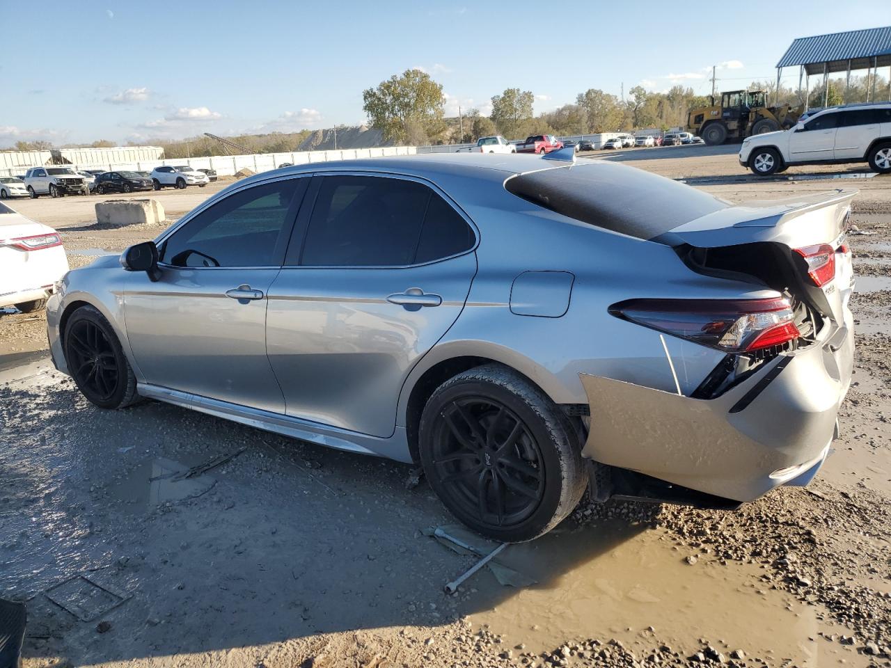 Toyota Camry Se Image 4
