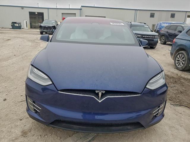 Tesla Model X Image 3