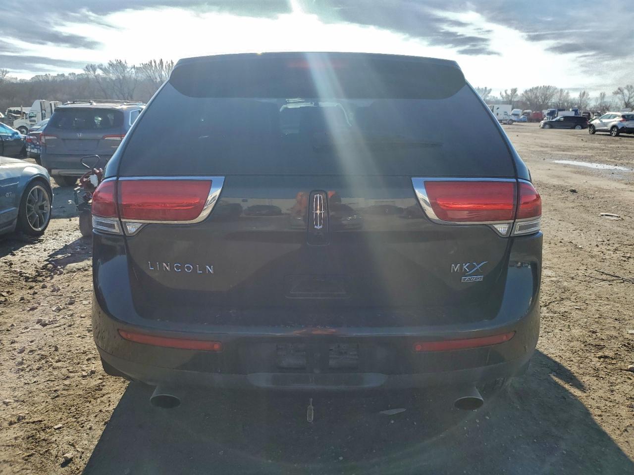 Lincoln MKX Image 12