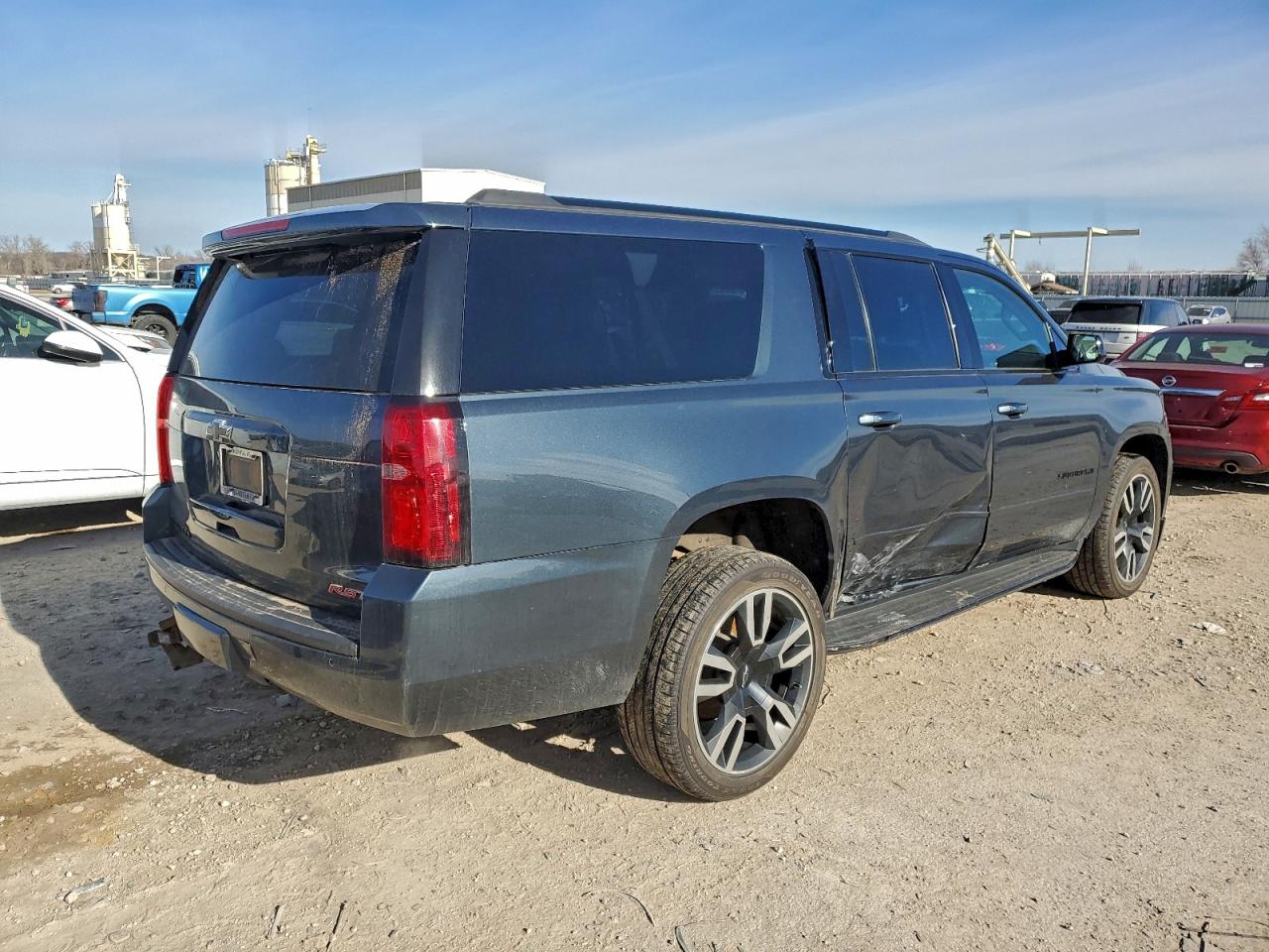 Chevrolet Suburban K1500 Premier Image 2