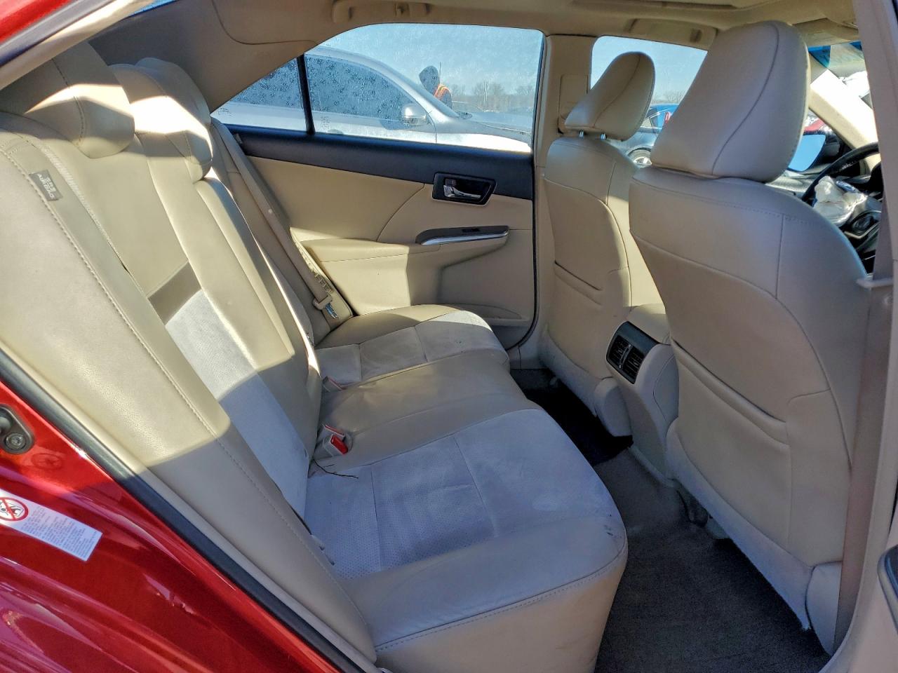 Toyota Camry Hybrid Image 10