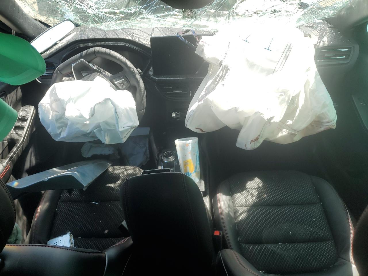 Ford Escape St Line Image 12